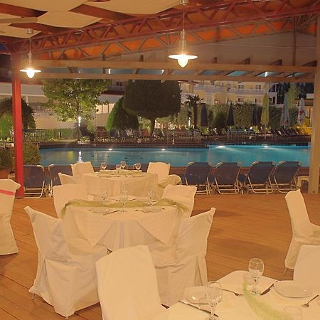 Grand Platon Hotel Olympiakí Aktí Dış mekan fotoğraf