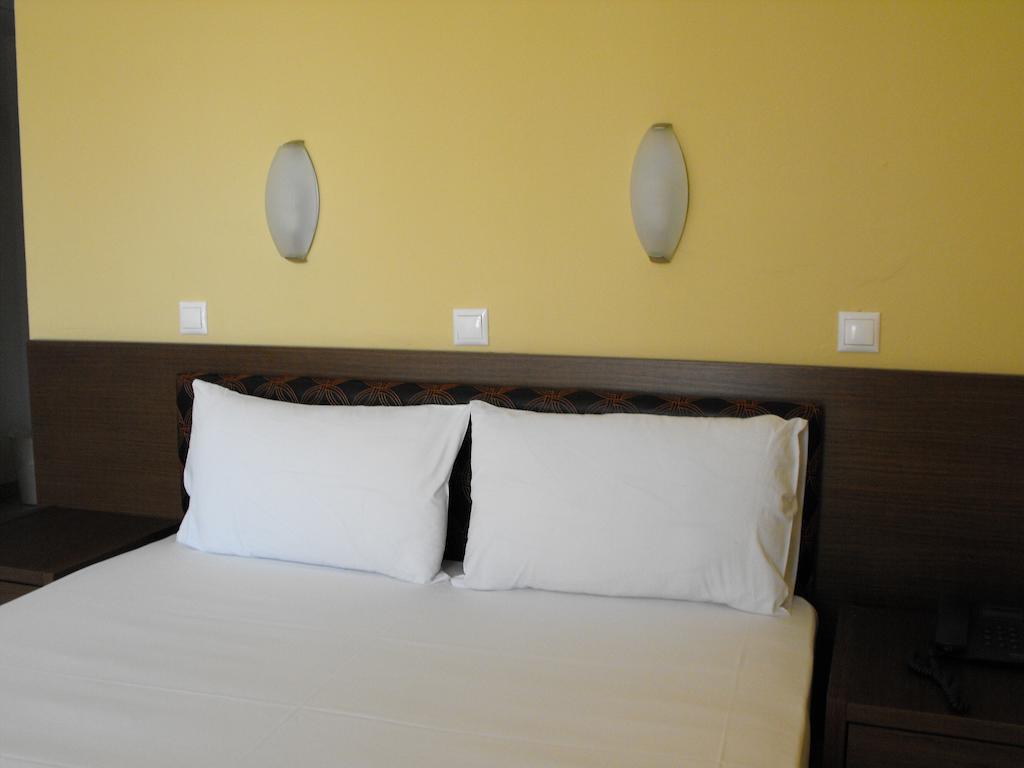 Grand Platon Hotel Olympiakí Aktí Oda fotoğraf
